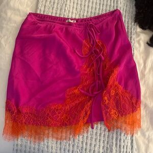 Lace mini skirt